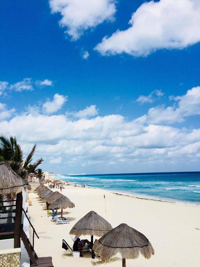 Brisas Sunset Apartment Cancún Esterno foto
