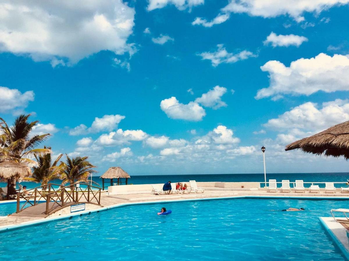 Brisas Sunset Apartment Cancún Esterno foto